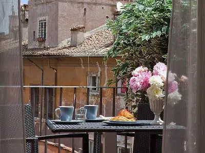 Navona Palace Collection
